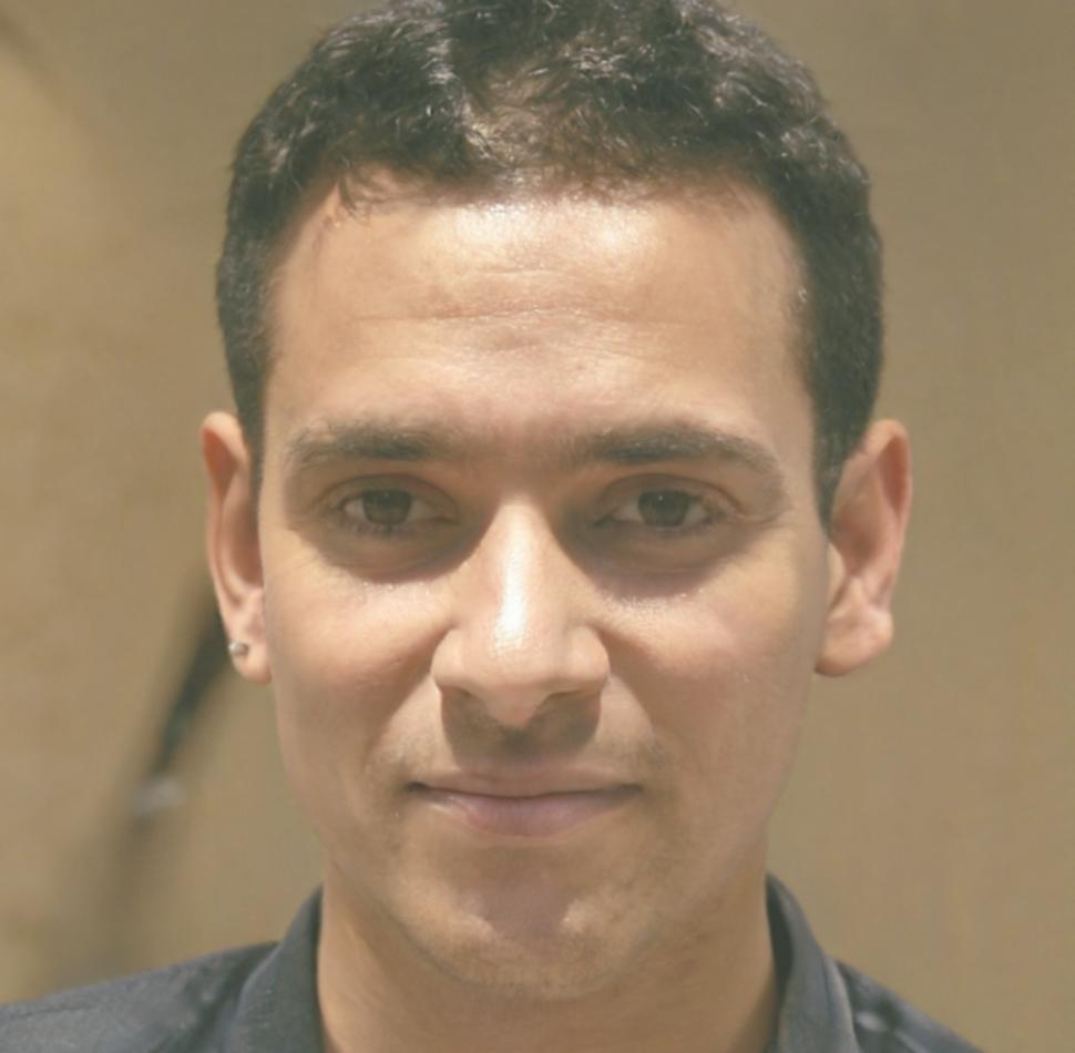 Ritratto di Davide Molinari